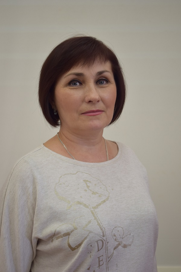 Хохрякова Валентина Леонидовна.